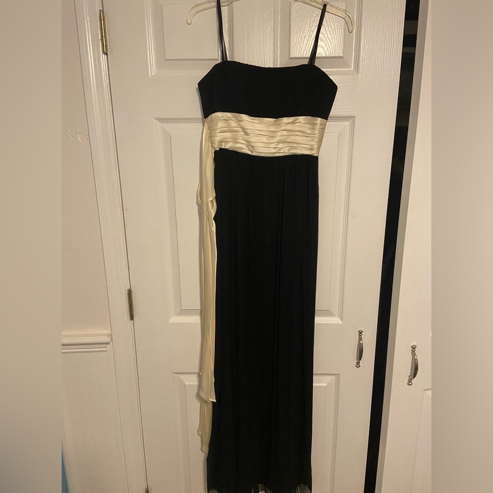 Formal Strapless BGBG DRESS, Sz 2